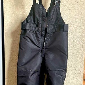 Gently used toddler ski bib